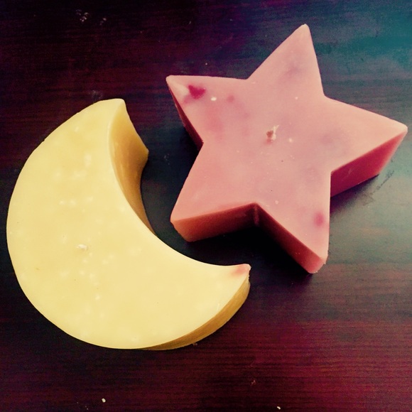 Customized Candles by Love, Sloane✌🏻 - Picture 2 of 7